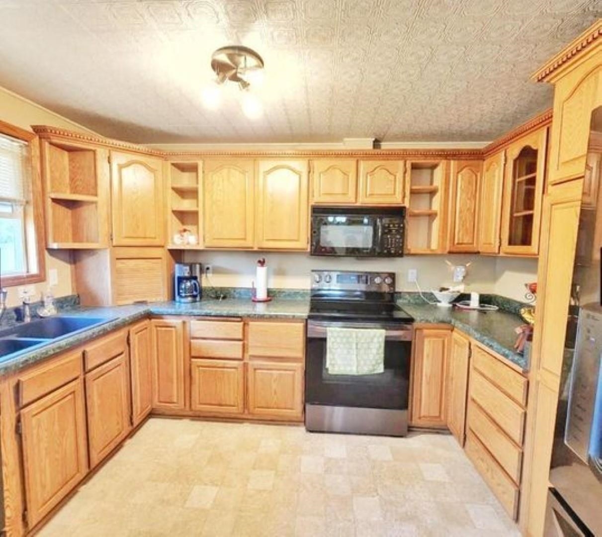 213 North Hodges Road Spokane Valley, WA 99016 - Photo 6 of 26