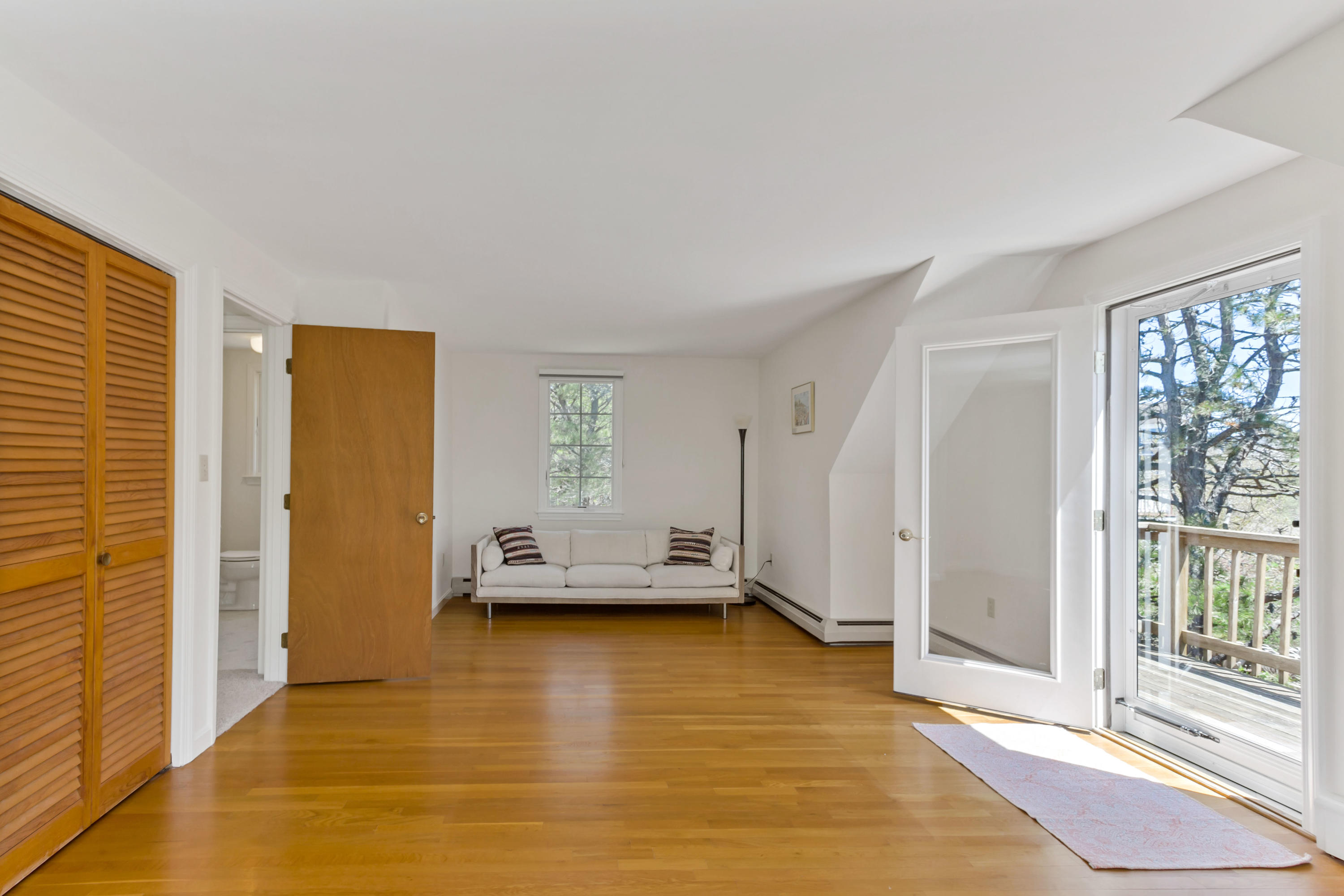 140 Salt Works Road Eastham, MA 02642 - Photo 36 of 49 a view of a living room
