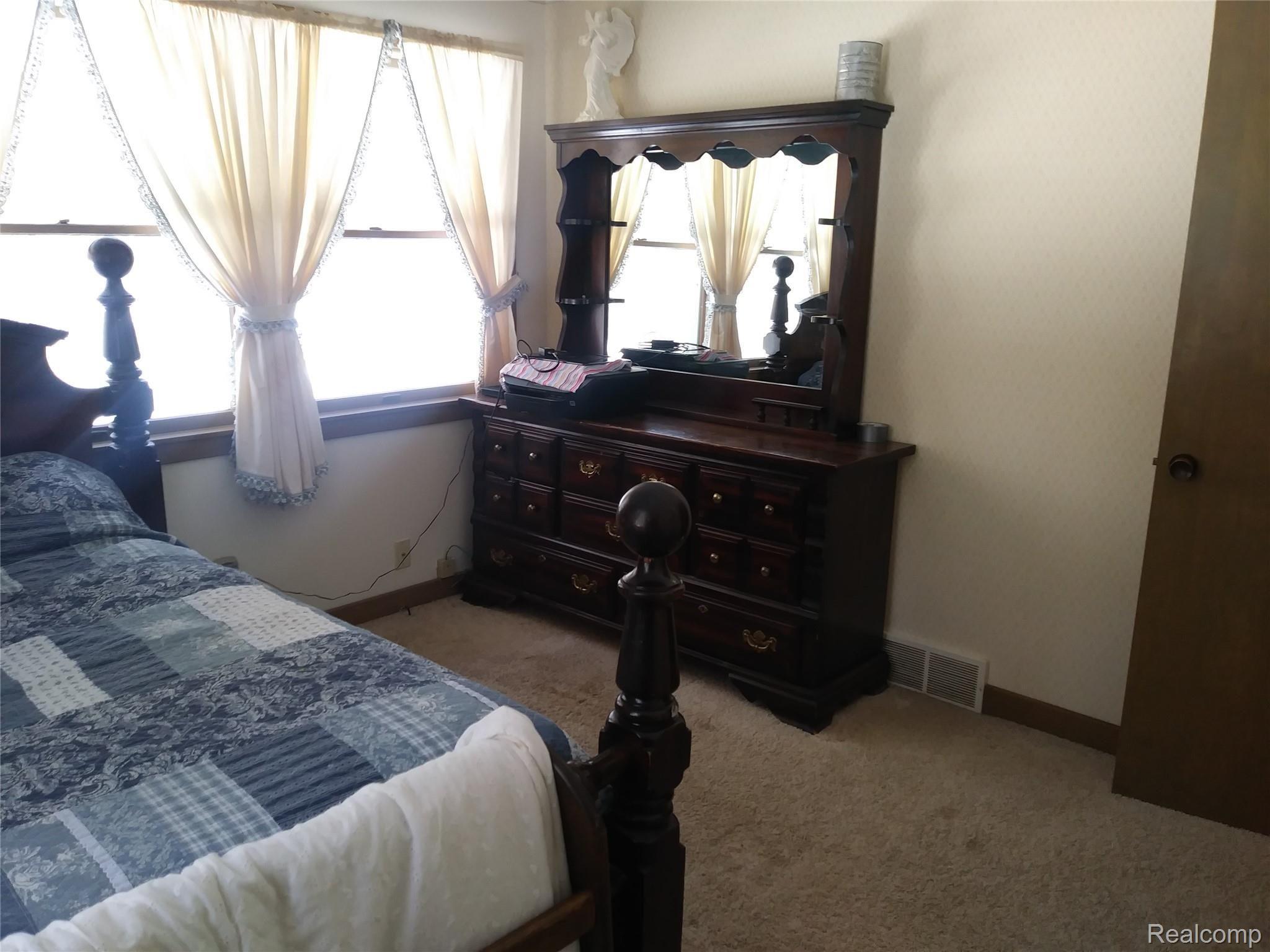13425 Harris Road Chesaning, MI 48616 - Photo 22 of 32 21.jpg