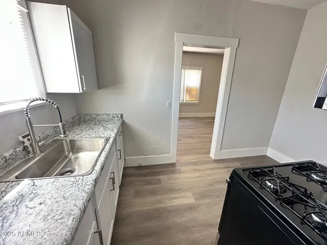 $950 | 2032 West Adams Street, Unit 2, Phoenix, AZ 85009