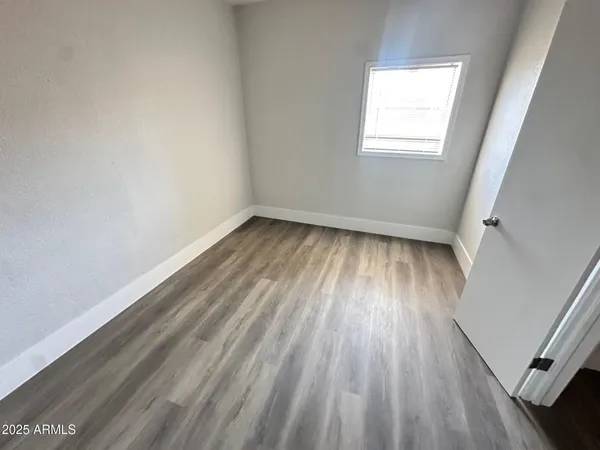 $899 | 2032 West Adams Street, Unit 2, Phoenix, AZ 85009