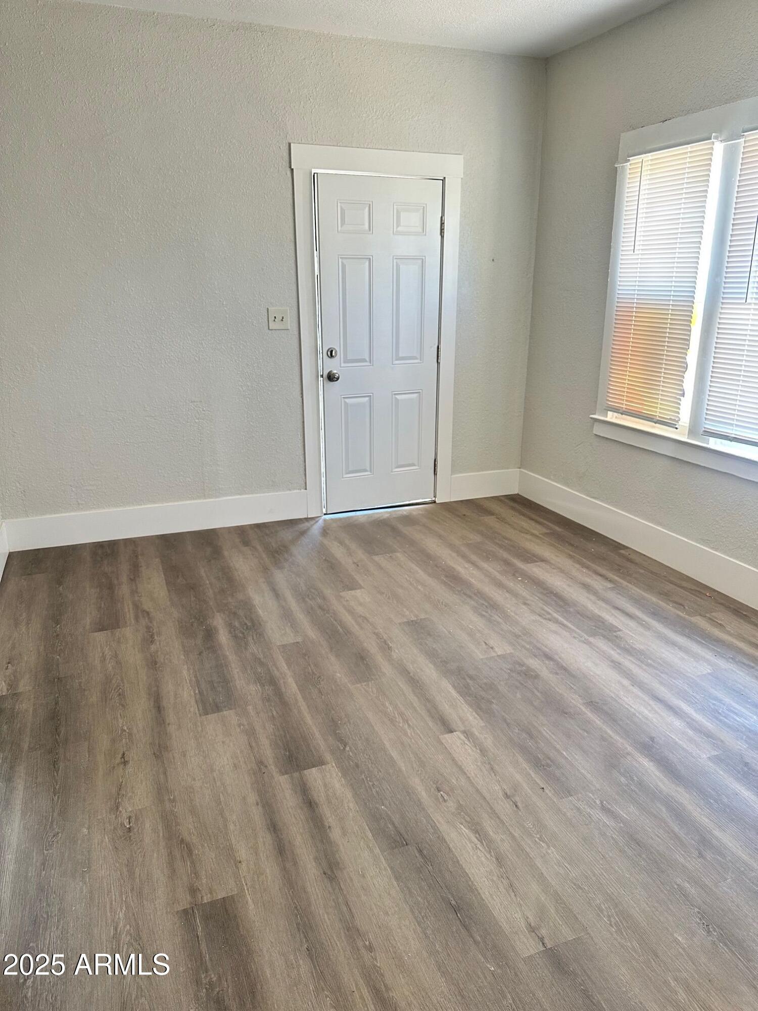 2032 West Adams Street, Unit 2 Phoenix, AZ 85009 - Photo 7 of 10 IMG_9590