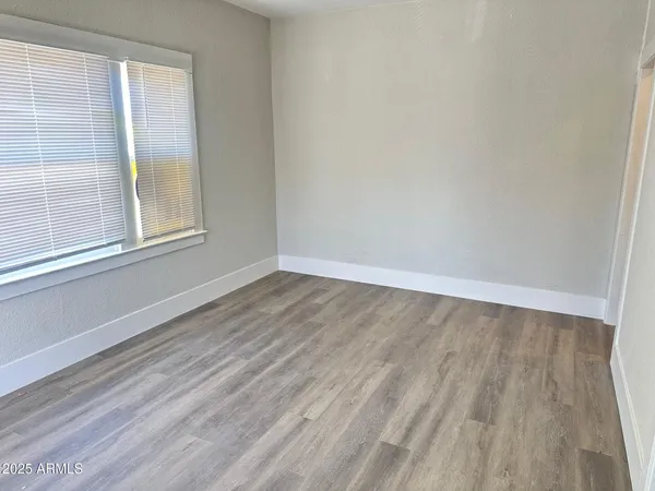 $899 | 2032 West Adams Street, Unit 2, Phoenix, AZ 85009