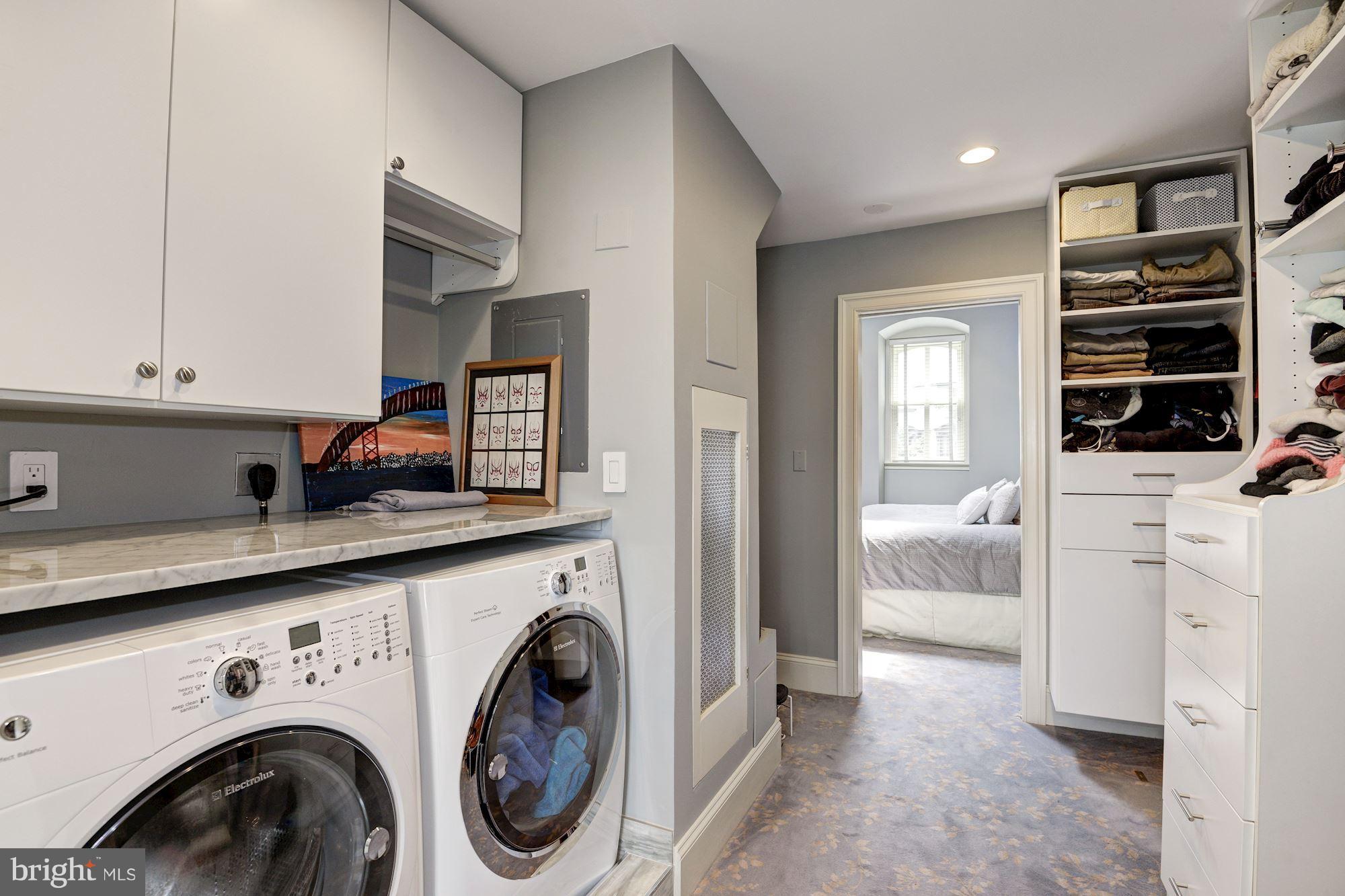 1335 Corcoran Street Northwest Washington, DC 20009 - Photo 18 of 20 Bath (Master)