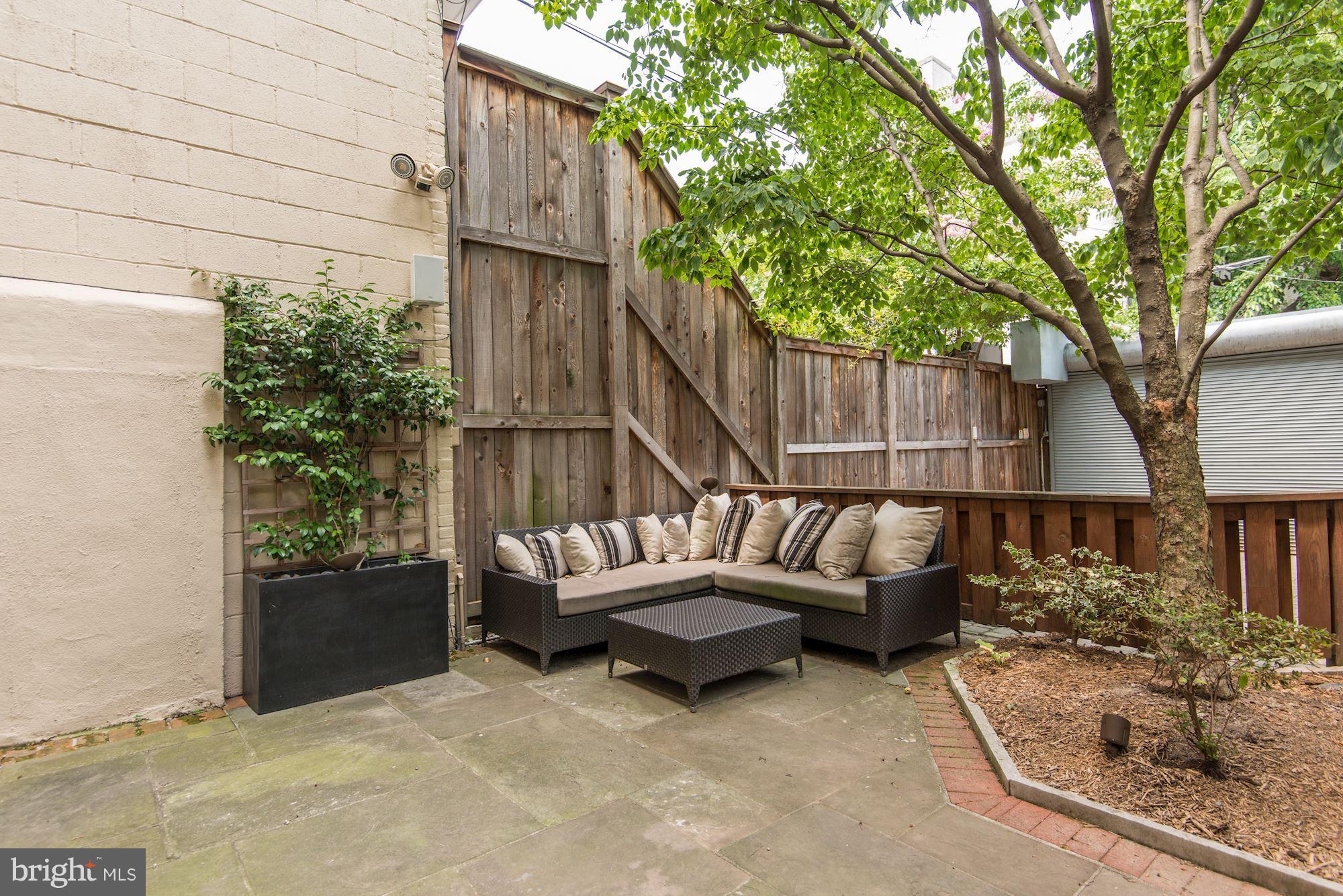 1335 Corcoran Street Northwest Washington, DC 20009 - Photo 20 of 20 Exterior (Rear)