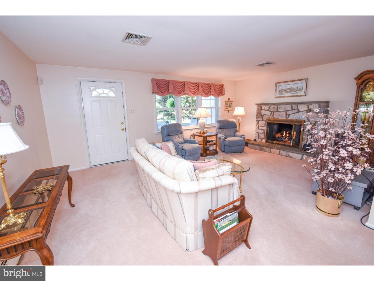 106 Highspire Road Richboro, PA 18954 - Photo 4 of 20 Gallery Image 4