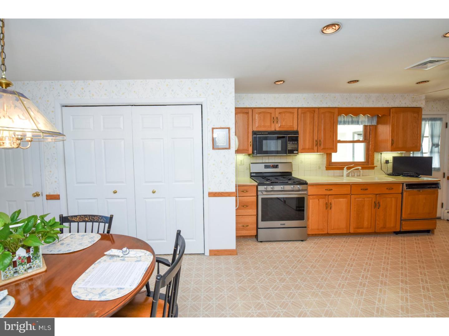 106 Highspire Road Richboro, PA 18954 - Photo 7 of 20 Gallery Image 7