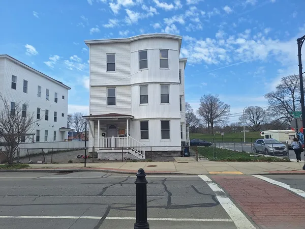 $799,000 | 246 Millbury Street, Worcester, MA 01610