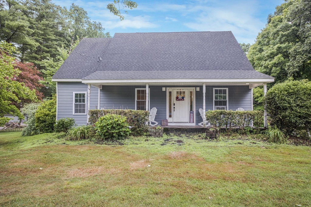 475 Somers Road East Longmeadow, MA 01028 - Photo 2 of 14