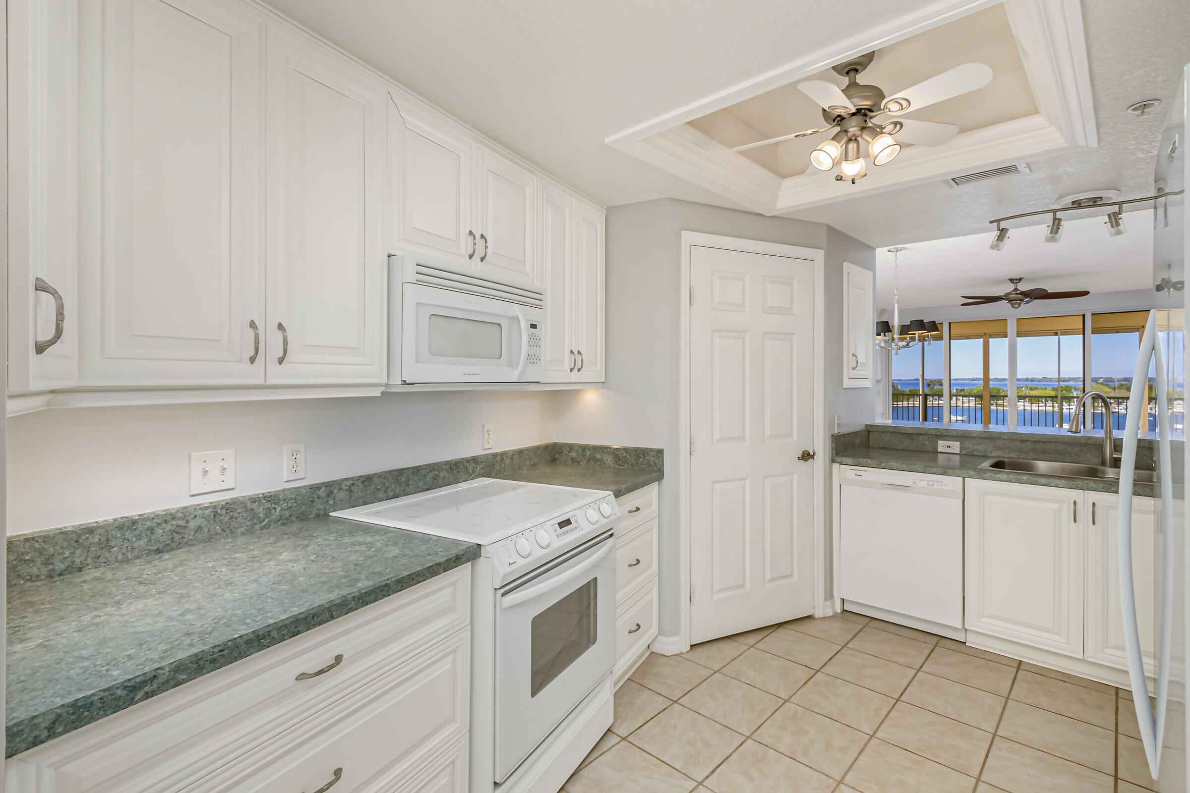 100 Riverside Drive, Unit 604 Cocoa, FL 32922 - Photo 21 of 75 27_100Riverside220_mls