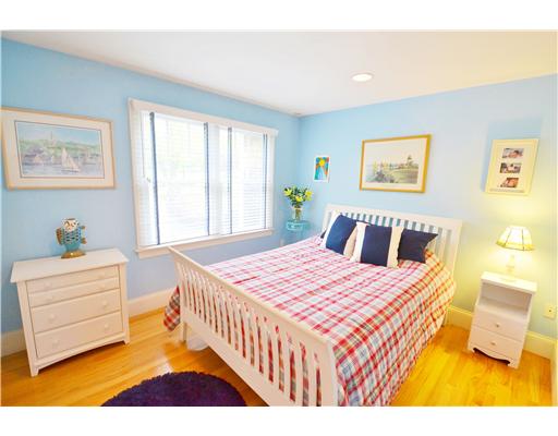 110 Willett Road North Kingstown, RI 02874 - Photo 17 of 20 Bedroom.