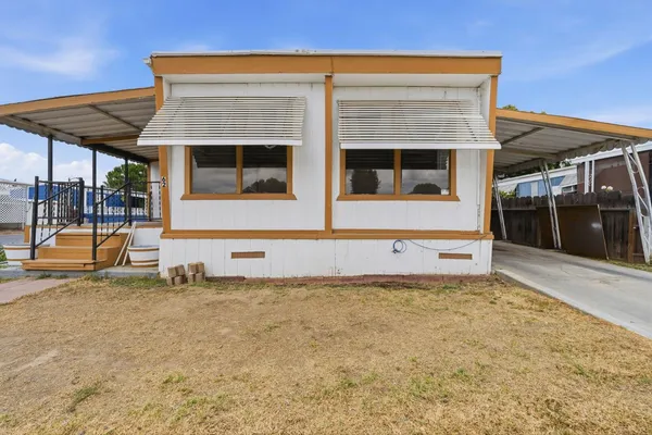 $79,000 | 852 East Grangeville Boulevard, Unit SPC62, Hanford, CA 93230