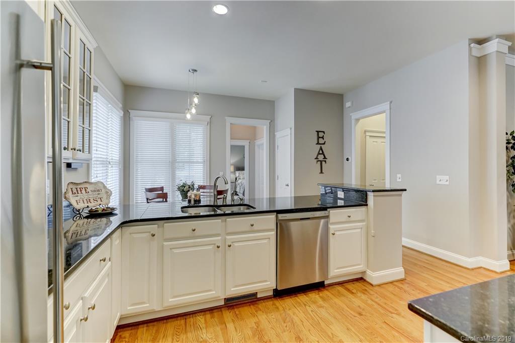 523 Fourth Baxter Crossing Fort Mill, SC 29708 - Photo 18 of 48