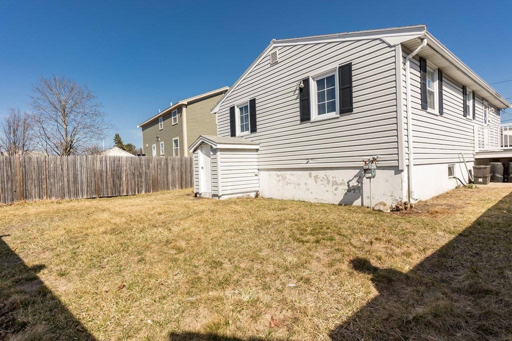 20 Davis Terrace Peabody, MA 01960 - Photo 4 of 25 a view of a backyard of the house