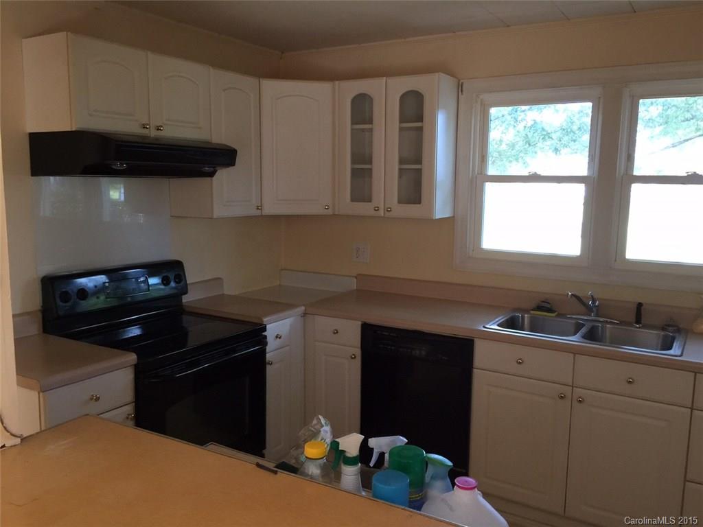 6163 Old York Road York, SC 29745 - Photo 6 of 18 Gallery Image 6
