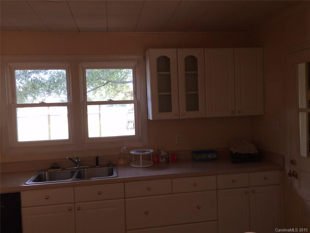 6163 Old York Road York, SC 29745 - Photo 7 of 18 Gallery Image 7