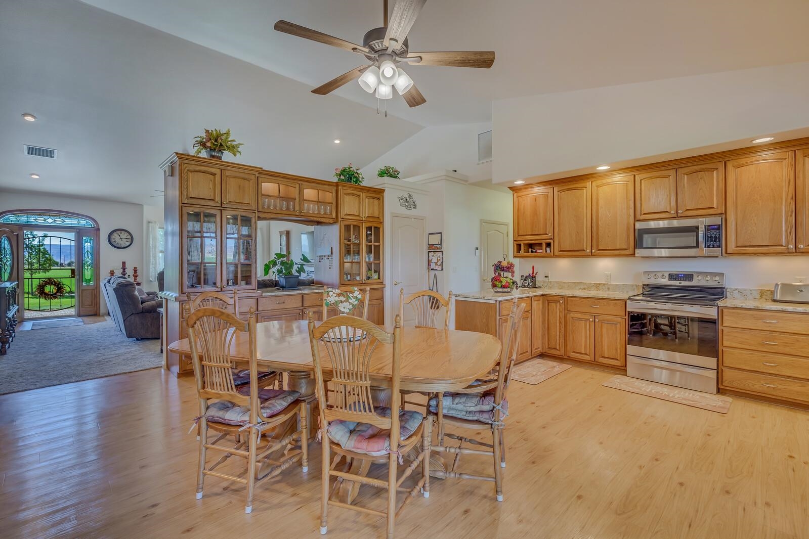 1821 12 Road Loma, CO 81524 - Photo 10 of 42 Gallery Image 10