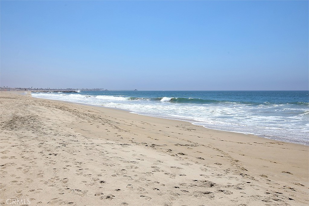 203 Cedar Street, Unit A & B Newport Beach, CA 92663 - Photo 31 of 32 a view of beach and ocean