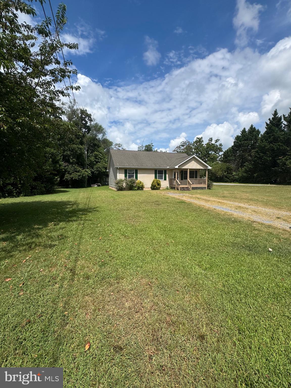 113 Boyce Mill Road Greensboro, MD 21639 - Photo 19 of 23 a view of an ocean with city view
