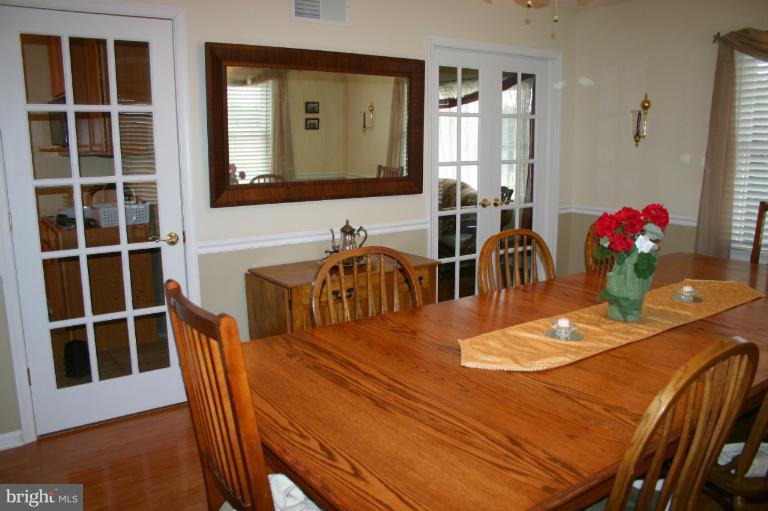 5735 Long Meadow Road Middletown, VA 22645 - Photo 8 of 29 Dining Room