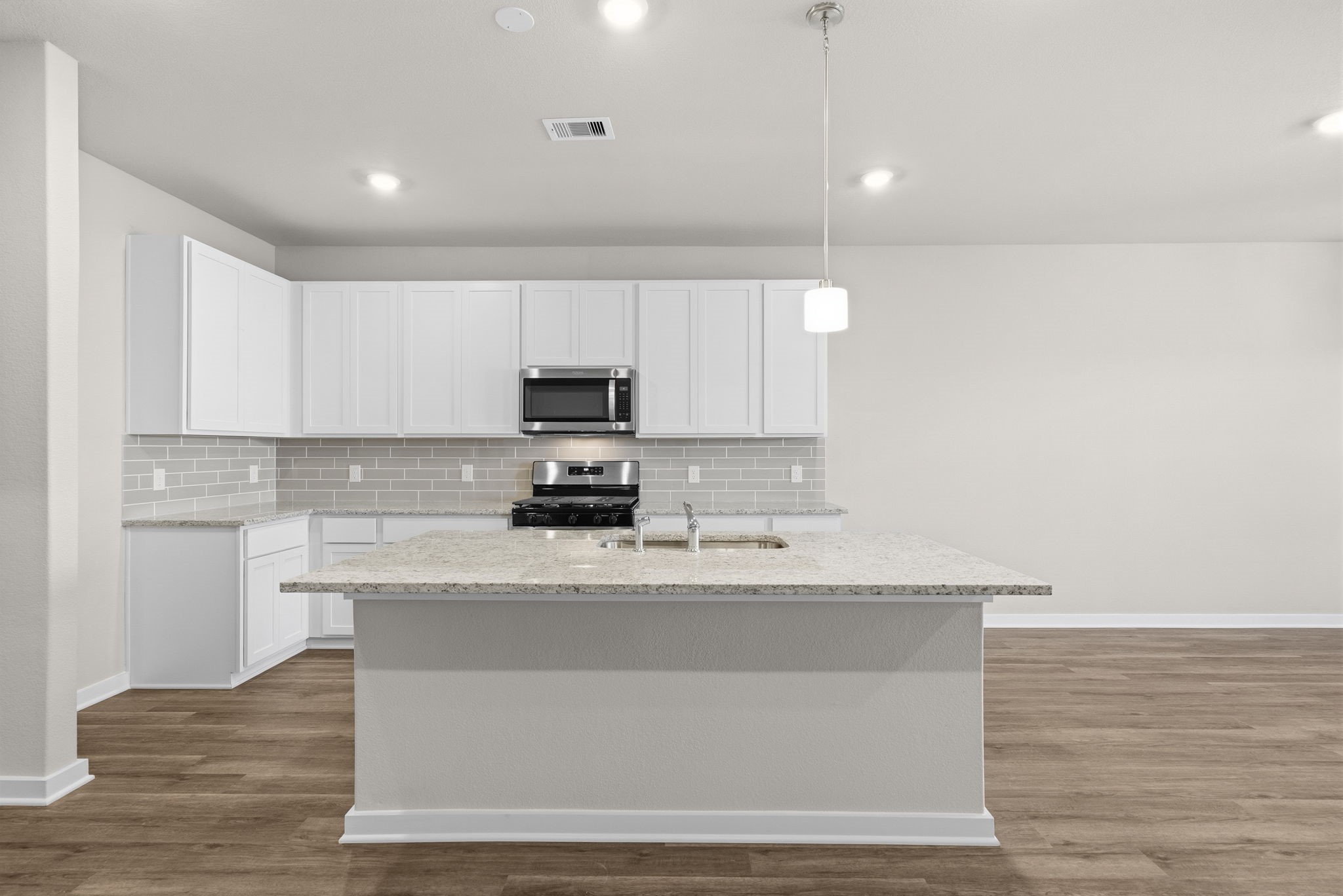 3631 Atlas Pt Lane Angleton, TX 77515 - Photo 3 of 35