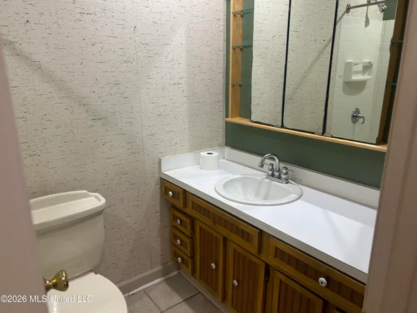 $288,650 | 3906 Riverpine Drive, Moss Point, MS 39563