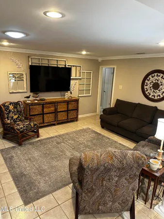 $288,650 | 3906 Riverpine Drive, Moss Point, MS 39563