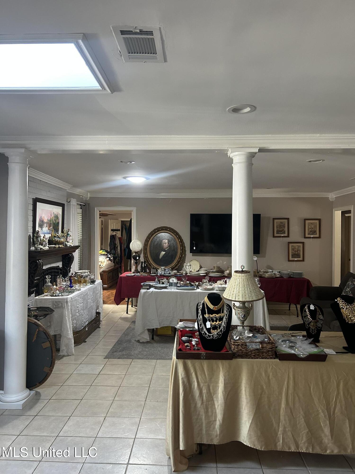 3906 Riverpine Drive Moss Point, MS 39563 - Photo 5 of 38 IMG_9574