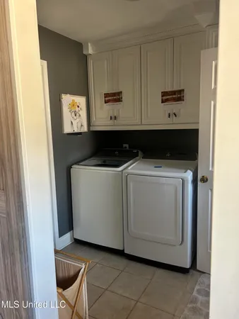 $288,650 | 3906 Riverpine Drive, Moss Point, MS 39563