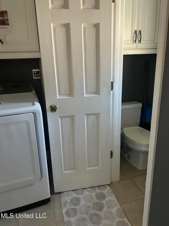 $288,650 | 3906 Riverpine Drive, Moss Point, MS 39563