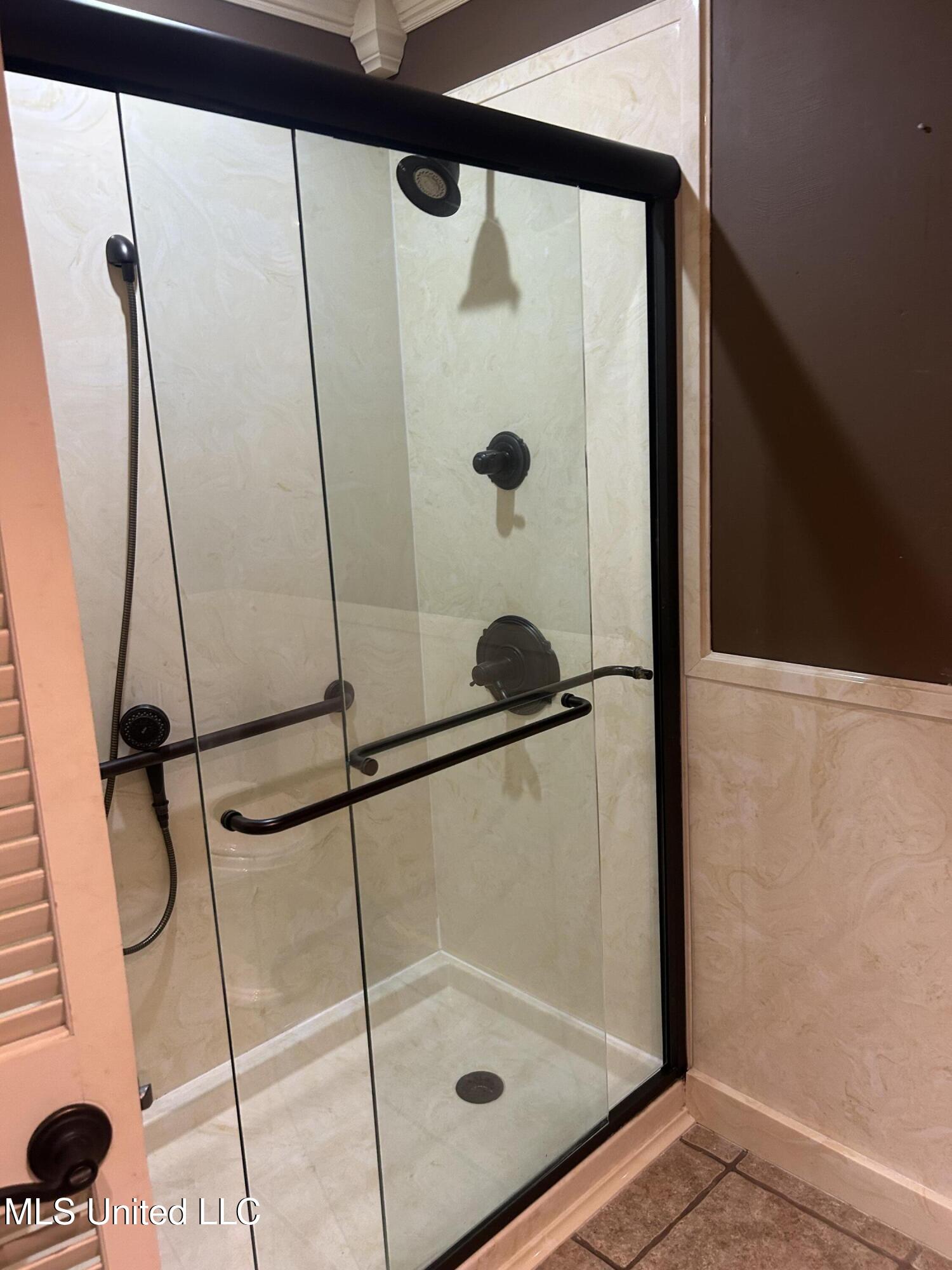 3906 Riverpine Drive Moss Point, MS 39563 - Photo 10 of 38 IMG_9587