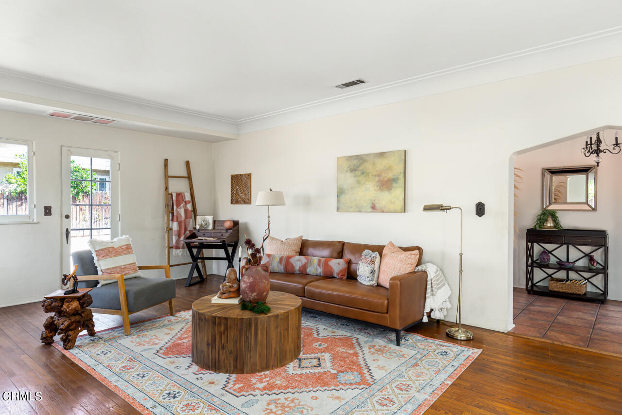 9119 Duarte Road San Gabriel, CA 91775 - Photo 5 of 22 9119 Duarte Road - Pierre Galant-1-3
