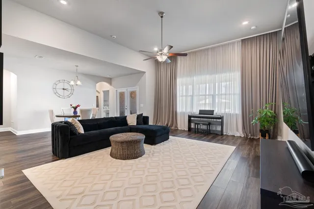 $4,000 | 3552 Pelican Bay Circle, Gulf Breeze, FL 32563