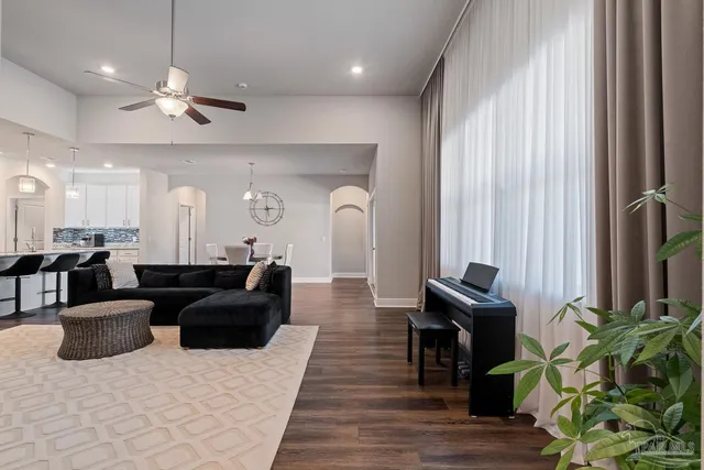 $4,000 | 3552 Pelican Bay Circle, Gulf Breeze, FL 32563