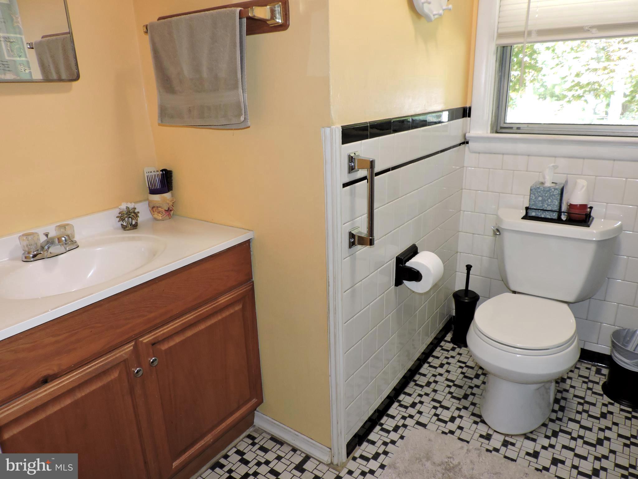 8470 Bussenius Road Pasadena, MD 21122 - Photo 13 of 29 Upper full bath #1