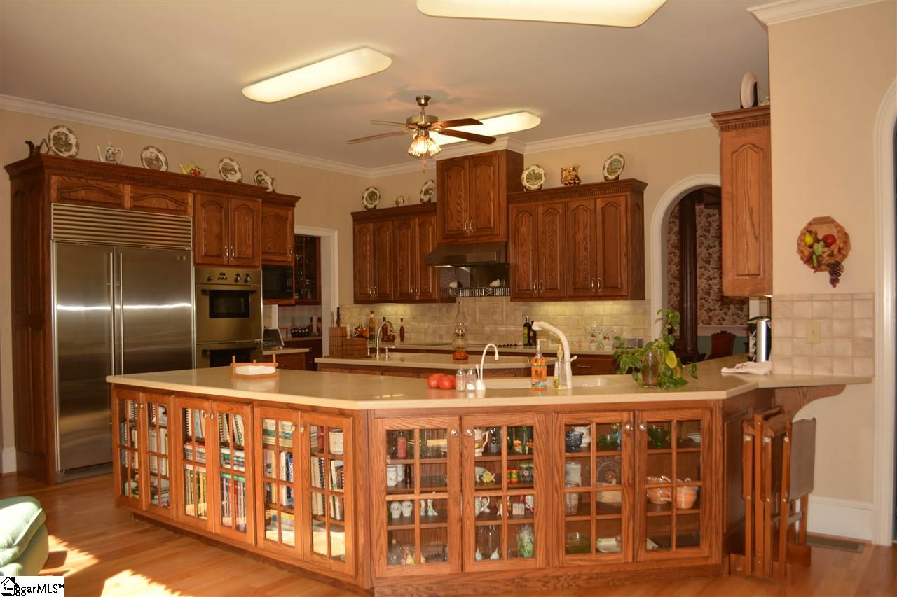 1558 Walters Road Lavonia, GA 30553 - Photo 17 of 33