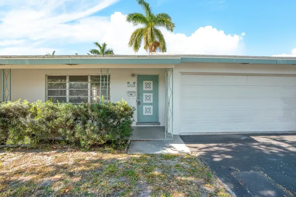 $550,000 | 1941 Northeast 28th Avenue, Pompano Beach, FL 33062