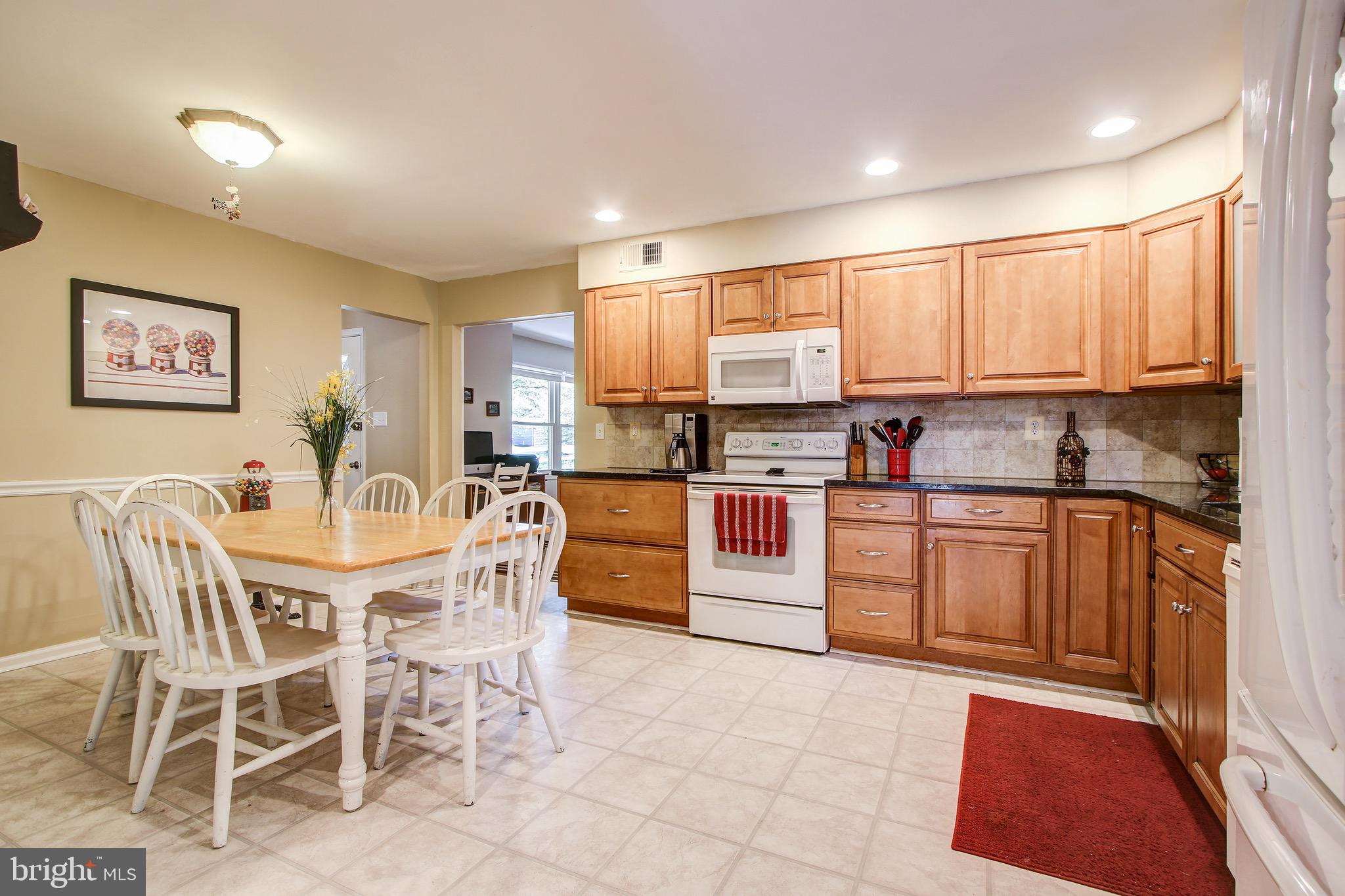 19016 High Point Drive Gaithersburg, MD 20879 - Photo 16 of 50