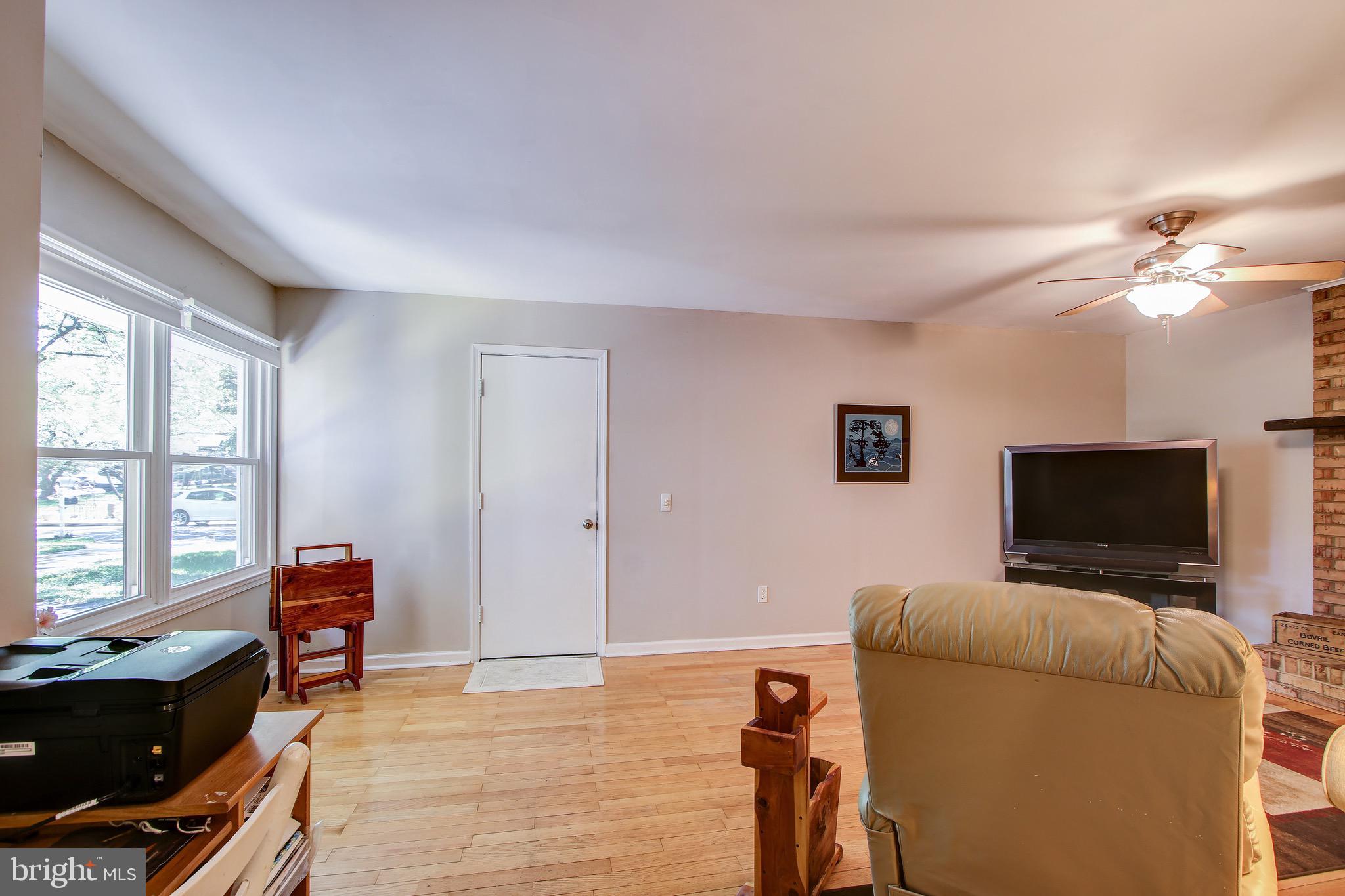 19016 High Point Drive Gaithersburg, MD 20879 - Photo 23 of 50