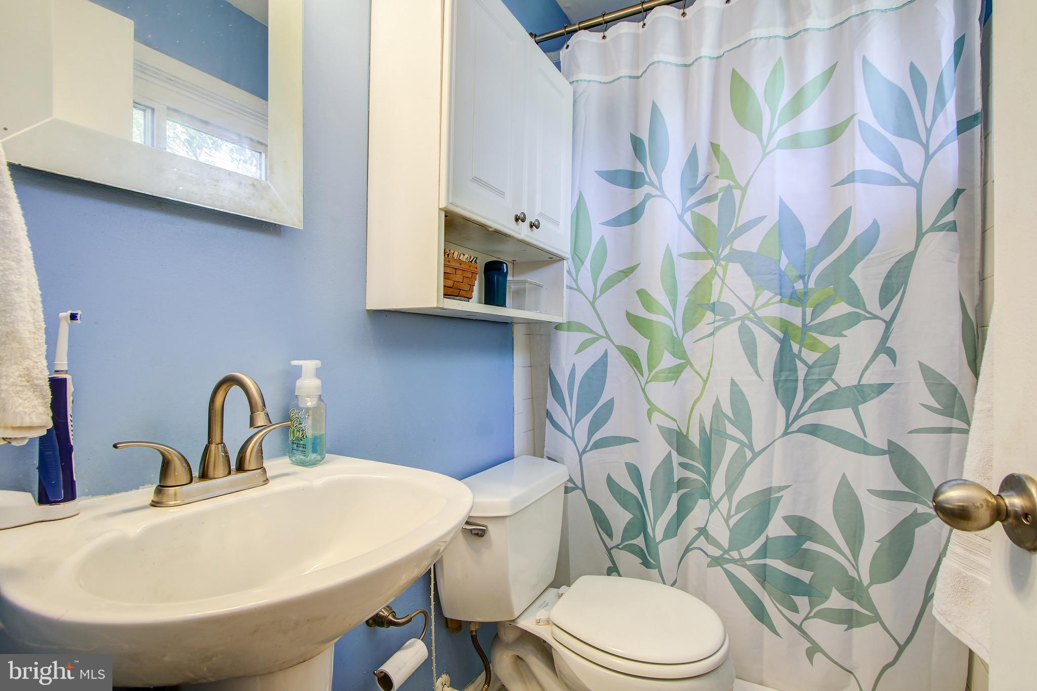 19016 High Point Drive Gaithersburg, MD 20879 - Photo 29 of 50