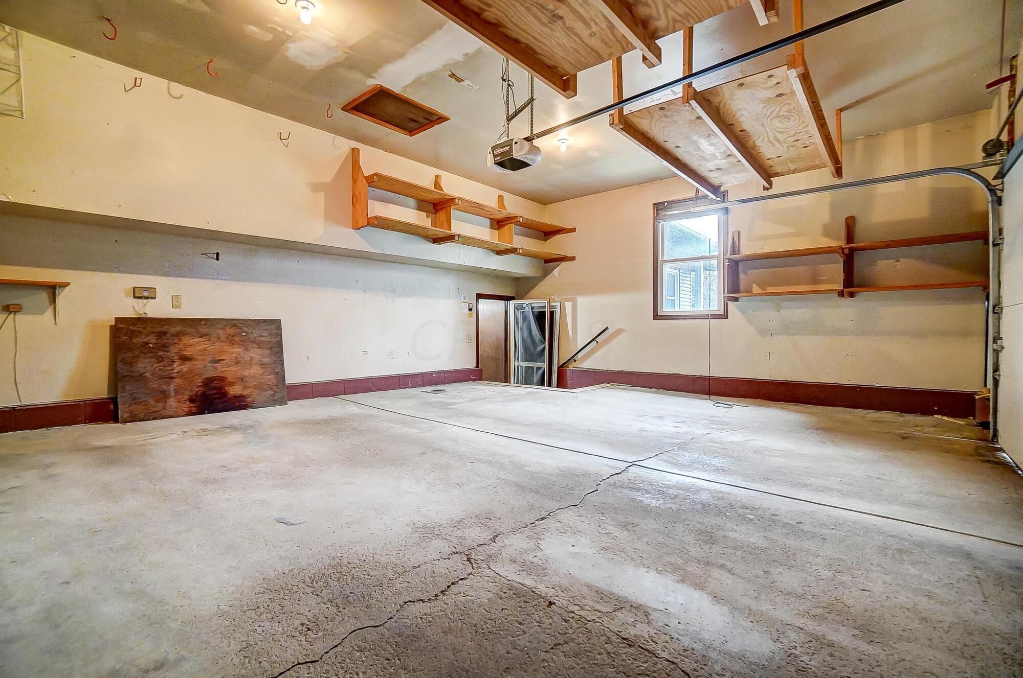 91 Lawrence Road Westerville, OH 43081 - Photo 44 of 50 054