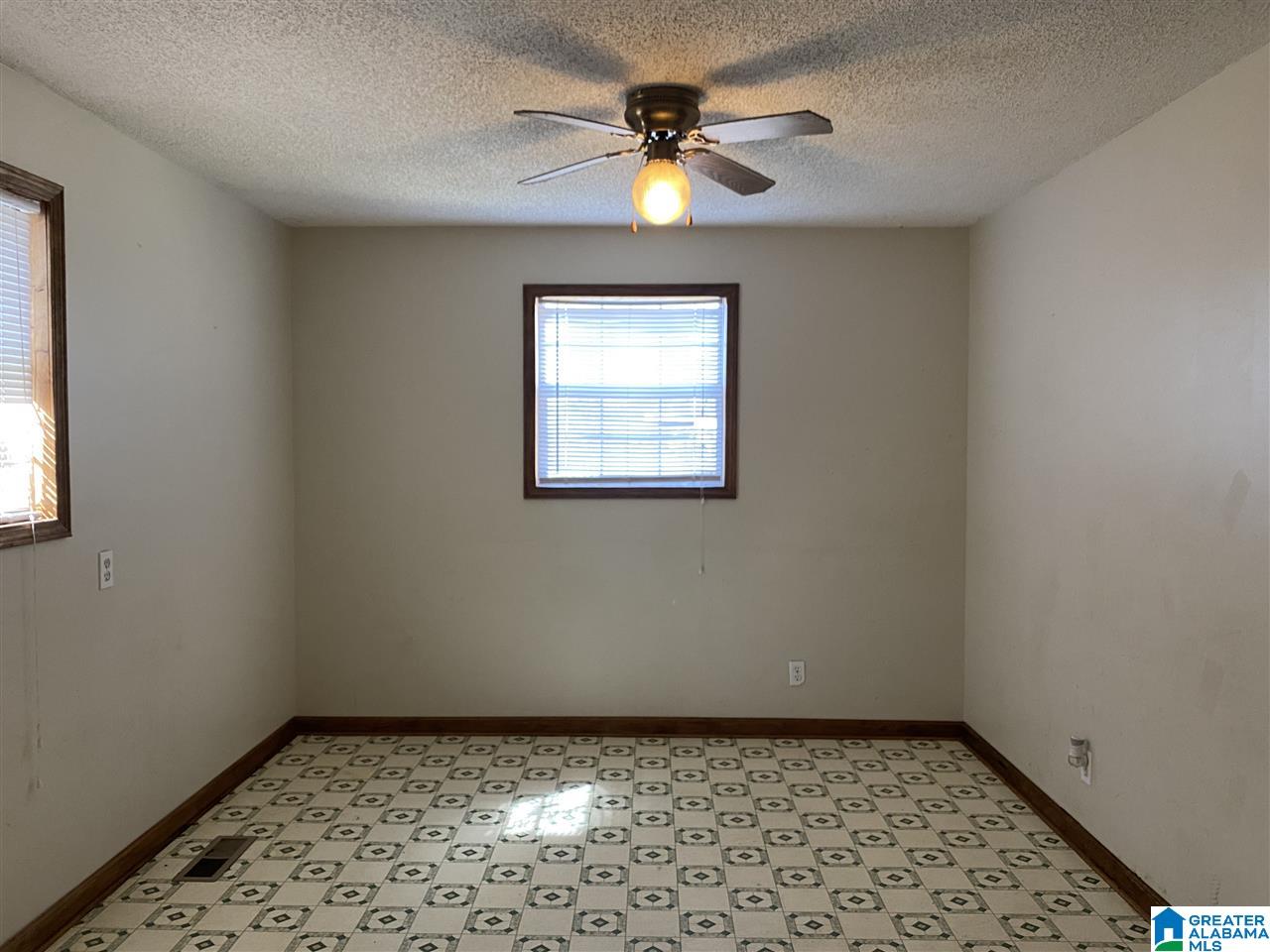 904 North Delaware Avenue Jasper, AL 35501 - Photo 8 of 23