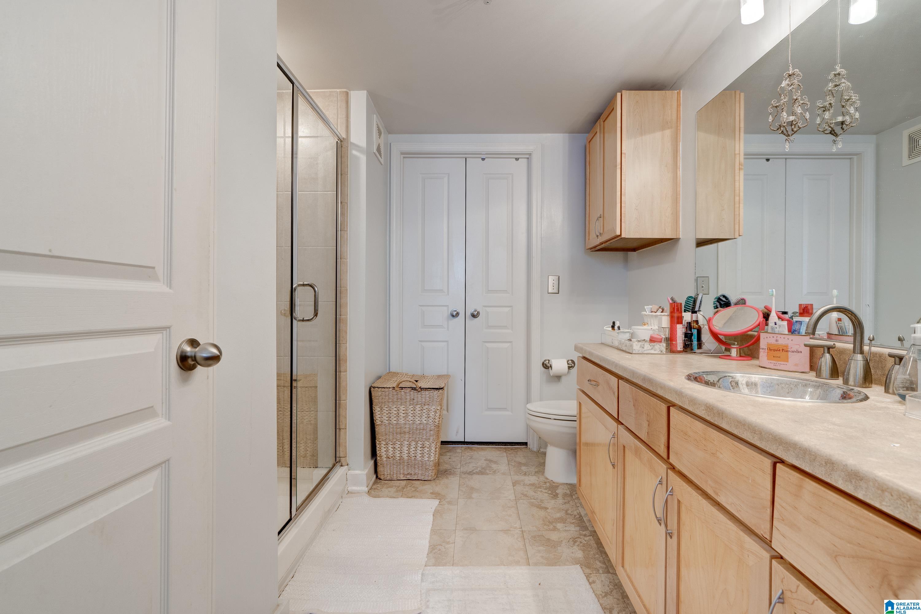 401 20th Street South, Unit 409 Birmingham, AL 35233 - Photo 19 of 37
