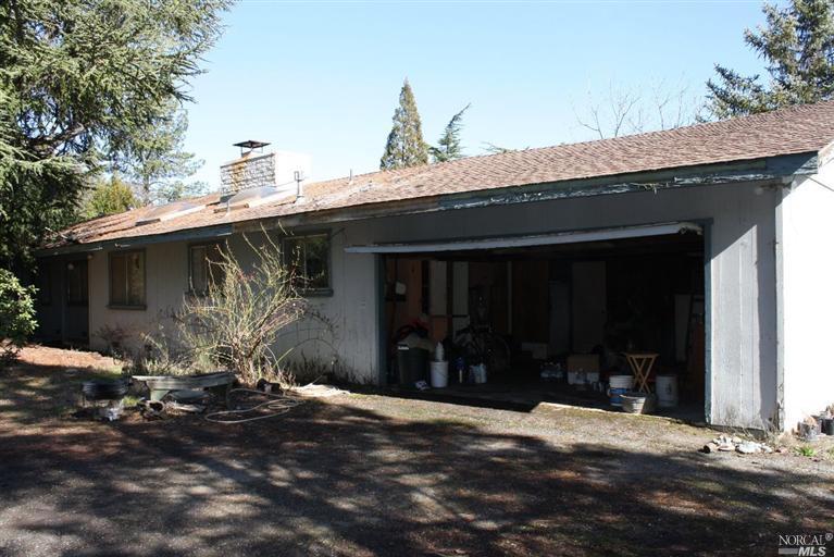 22500 Rifle Range Road Covelo, CA 95428 - Photo 1 of 1 House and garage