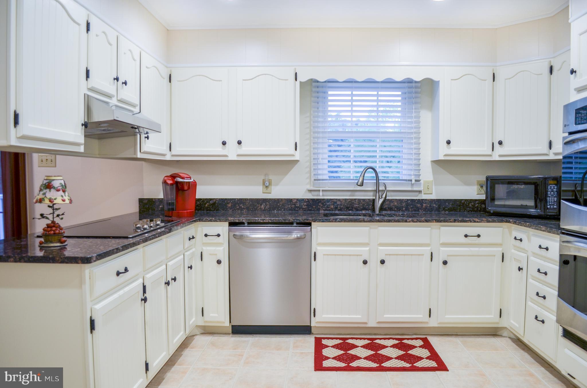 18337 Manor Church Road Boonsboro, MD 21713 - Photo 10 of 30 Kitchen