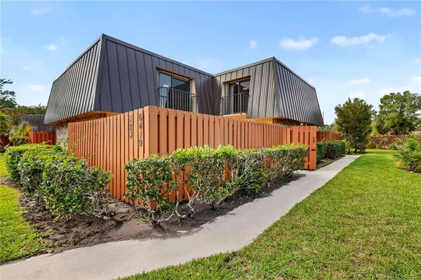 $265,000 | 6419 Southeast Windsong Lane, Stuart, FL 34997