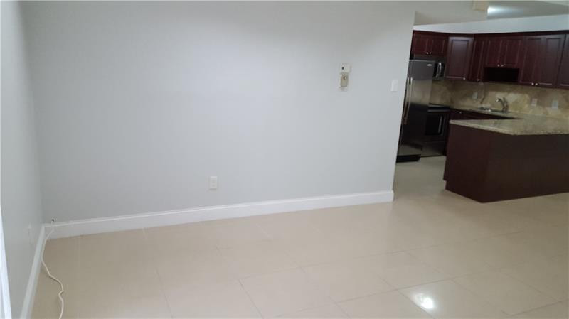 22785 Southwest 66th Avenue, Unit 103 Boca Raton, FL 33428 - Photo 5 of 8