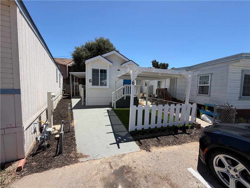 5715 Santa Cruz Road, Unit 6 Atascadero, CA 93422 - Photo 15 of 15 Front