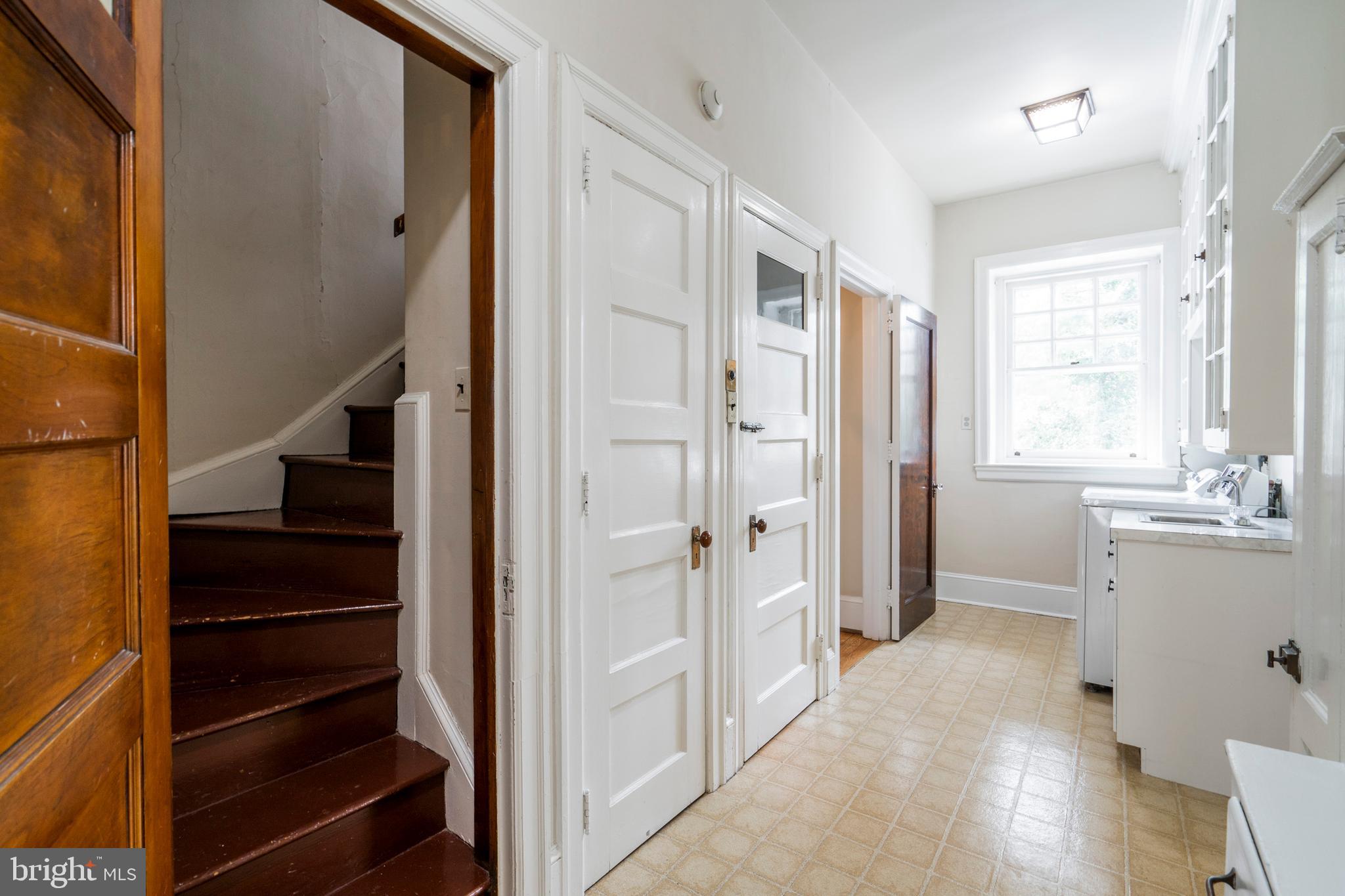 132 St Georges Road Ardmore, PA 19003 - Photo 22 of 87 Butlers Pantry with Laundry and Back Staircase