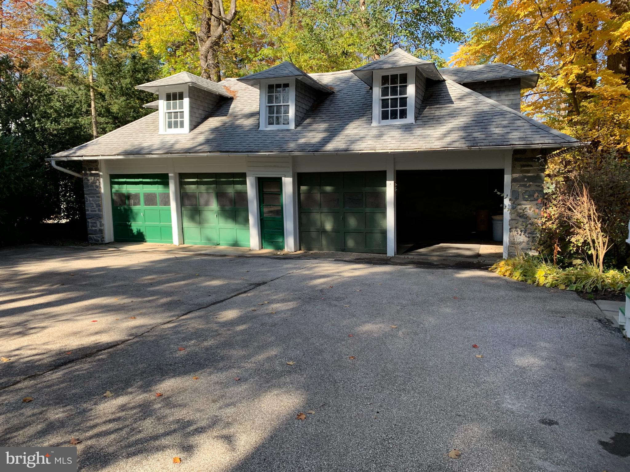 132 St Georges Road Ardmore, PA 19003 - Photo 71 of 87 a front view of a house with yard and parking